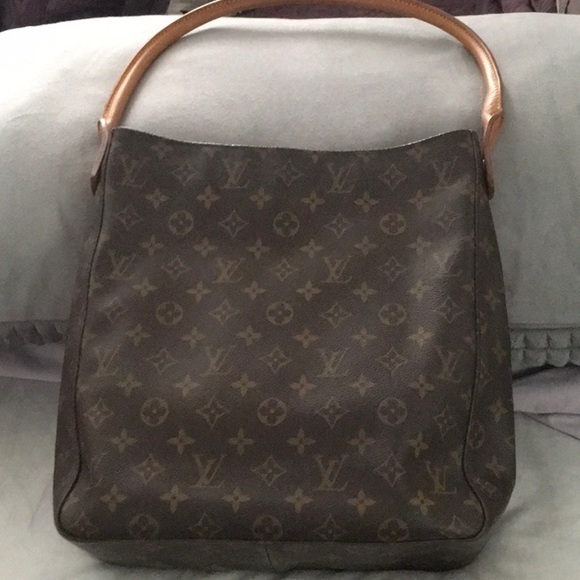 Louis Vuitton Looping GM - Picture 2 of 10